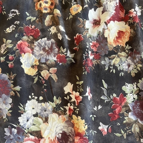 Urban Behavior Dress - Picture 5 of 8